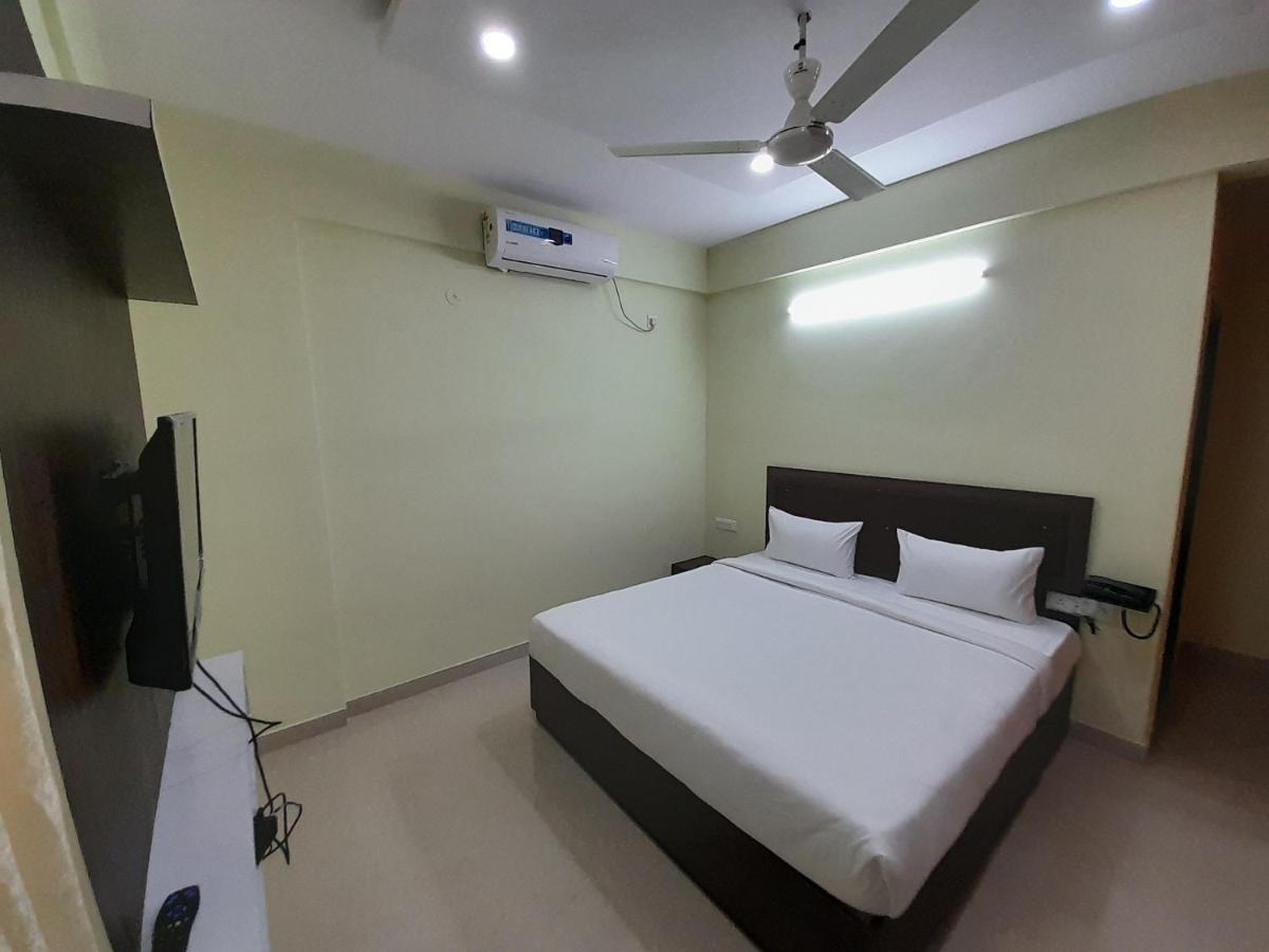 Redkey Inn Airport Bangalore Luaran gambar