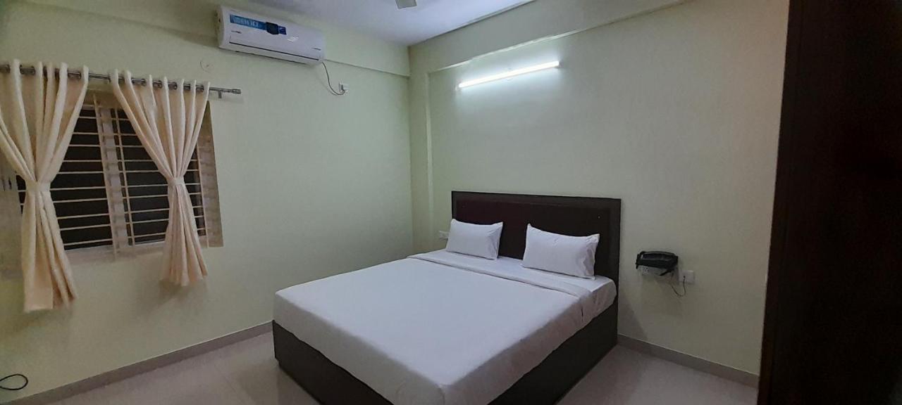Redkey Inn Airport Bangalore Luaran gambar