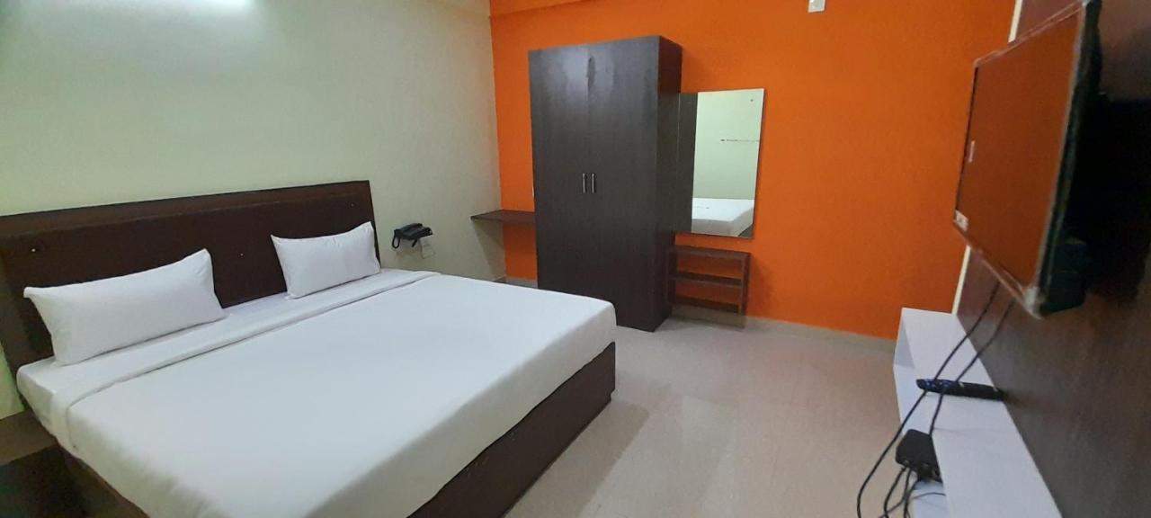 Redkey Inn Airport Bangalore Luaran gambar